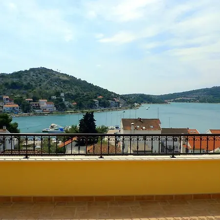 Panorama Ferienhaus Tisno