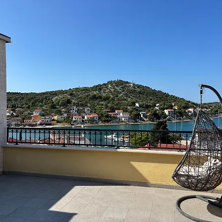 Panorama Tisno