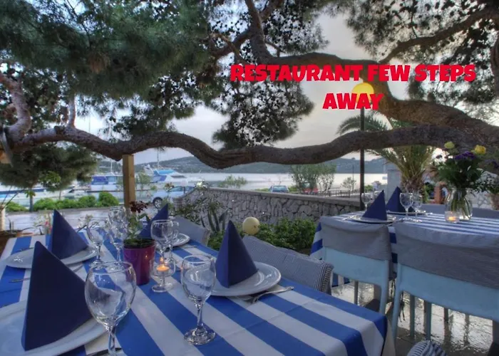 Panorama Vikendica Tisno